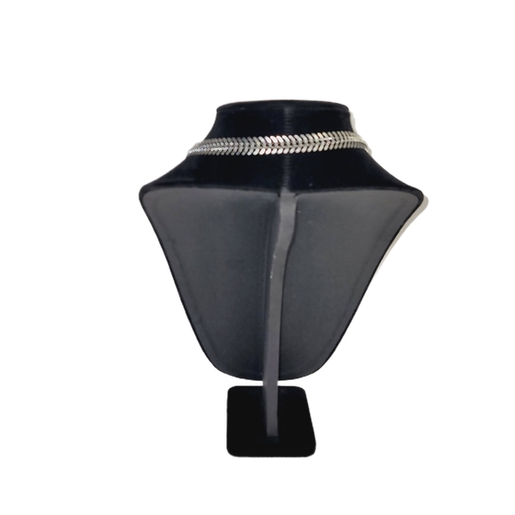 Elegant Whimsical Fishbone Chain Lampwork Glass Pendant Necklace Red White Swirl - Picture 5 of 7